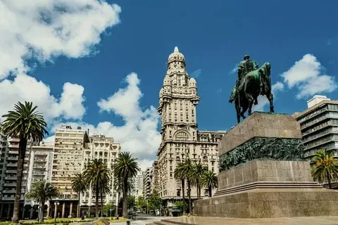 Flights to Montevideo